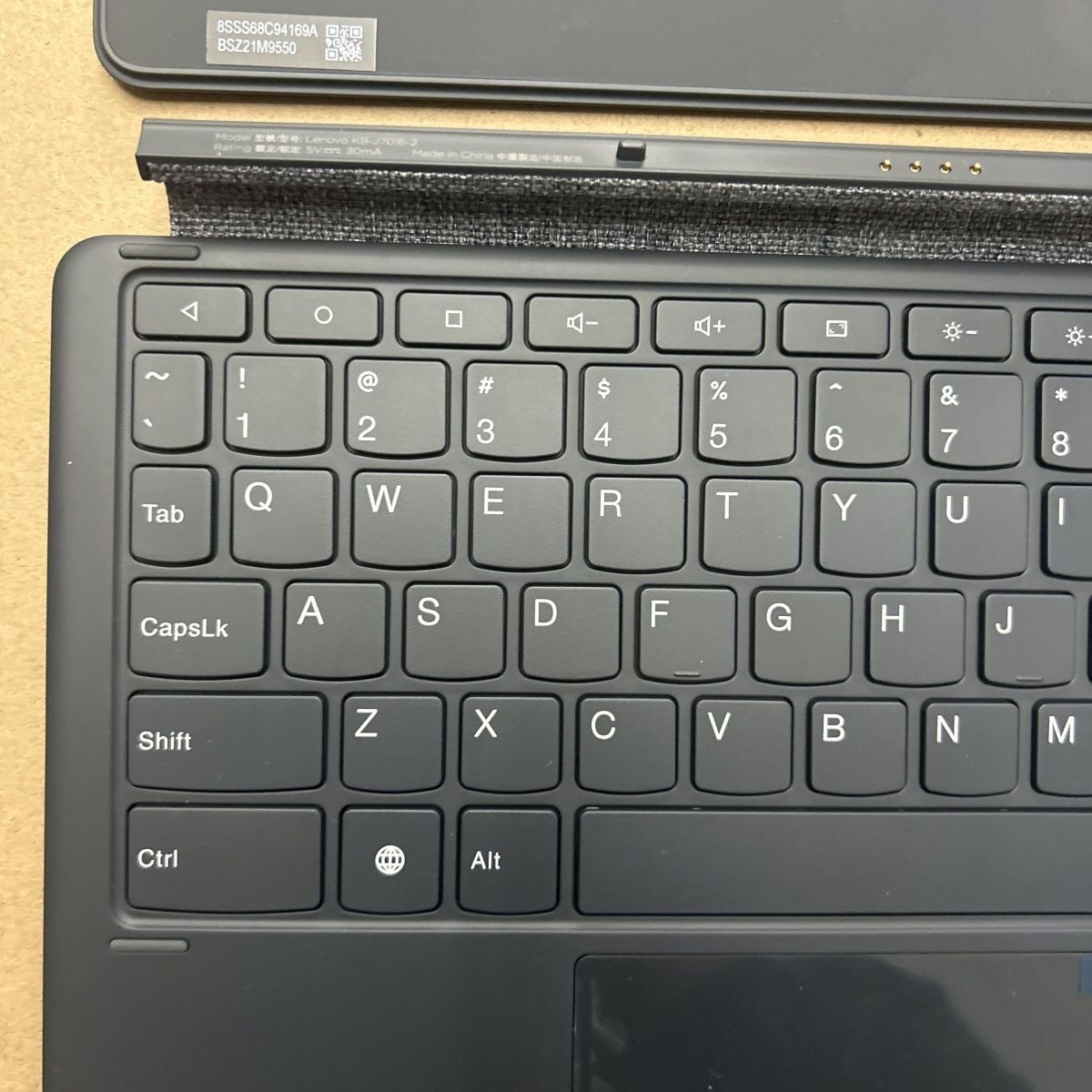 Funda con teclado magnético y  - Lenovo Tablet Keyboard Accessories reseña y precio